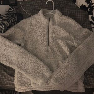 Sherpa half-zip